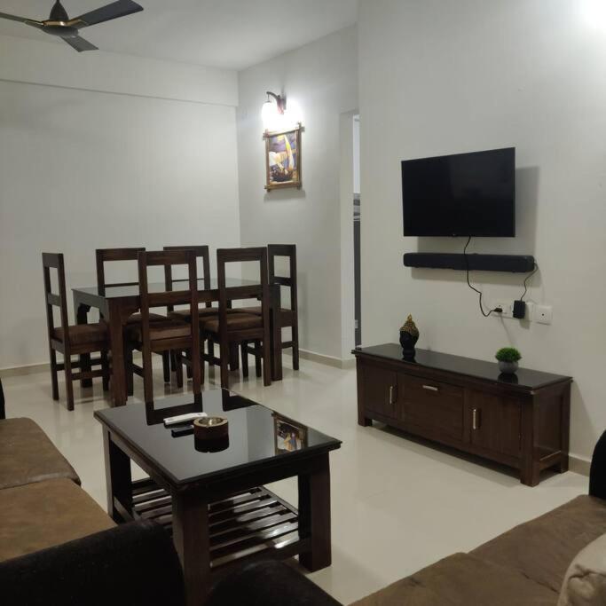 Kivi'S Kozy 2Bhk Luxurious Apartment Goa By Leela Homes Arpora Eksteriør bilde